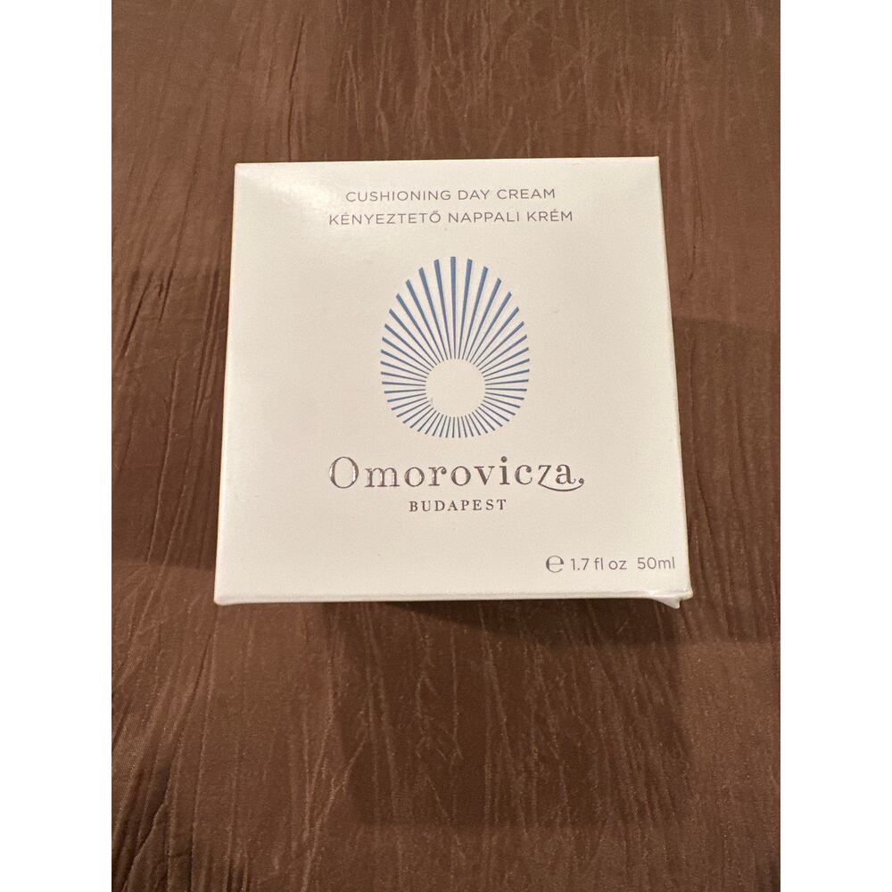 Omorovicza cushioning day cream